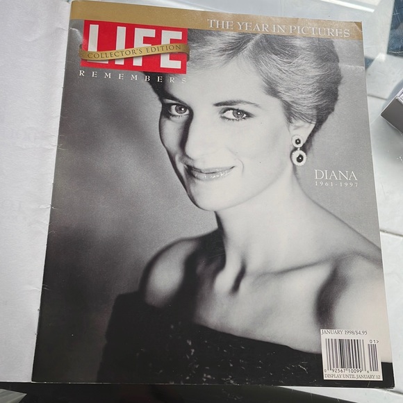Other - Life Magazine Special Collectors Edition 1998 - The Year in Pictures *2 for $35*
